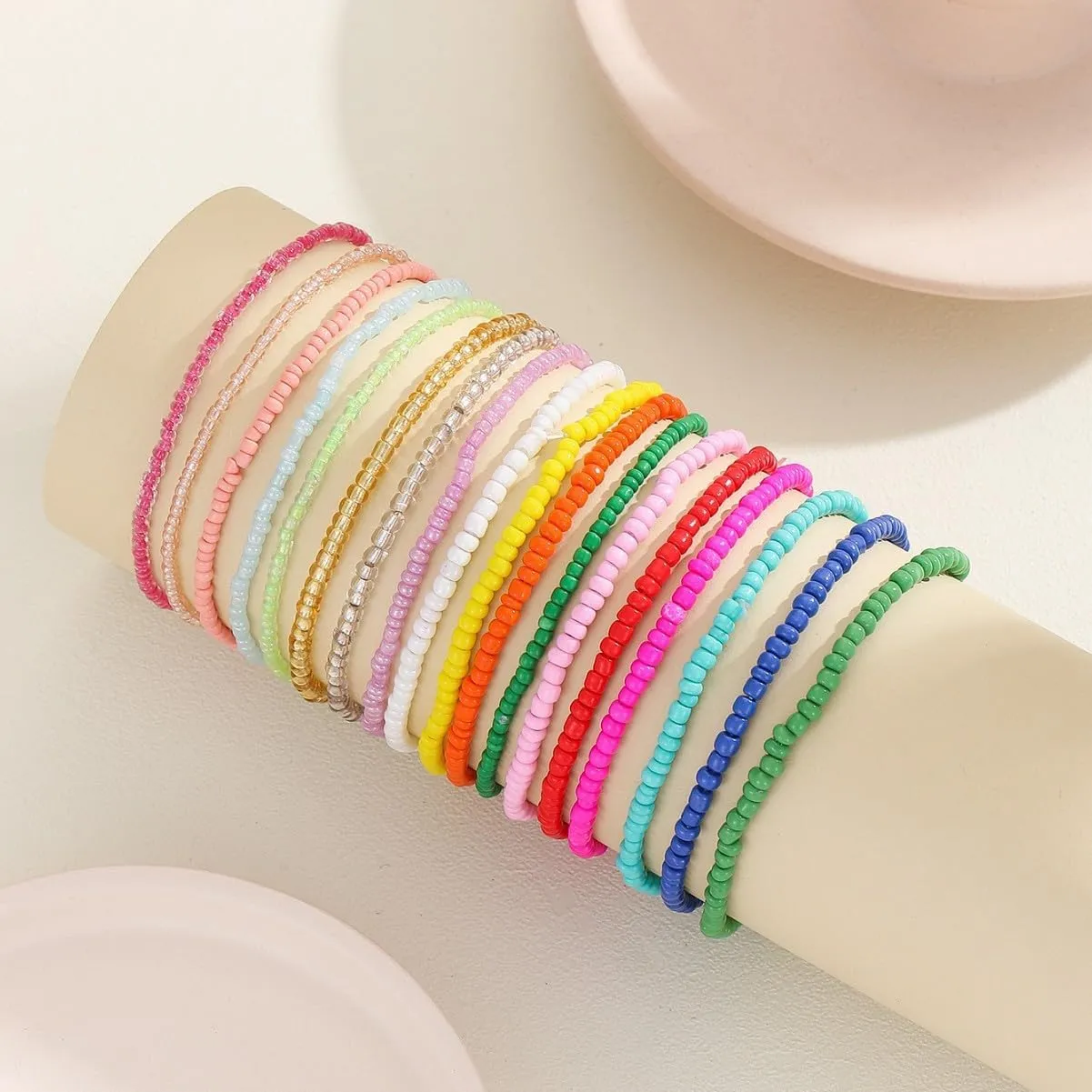 18Pcs Colorful Bohemia Seed Beaded Bracelets Handmade Adjustable Stackable Rainbow Beaded Stretch Bracelet Anket Multilayer Vaction Elastic Bracelet for Women Summer Beach Boho Jewelry Gifts