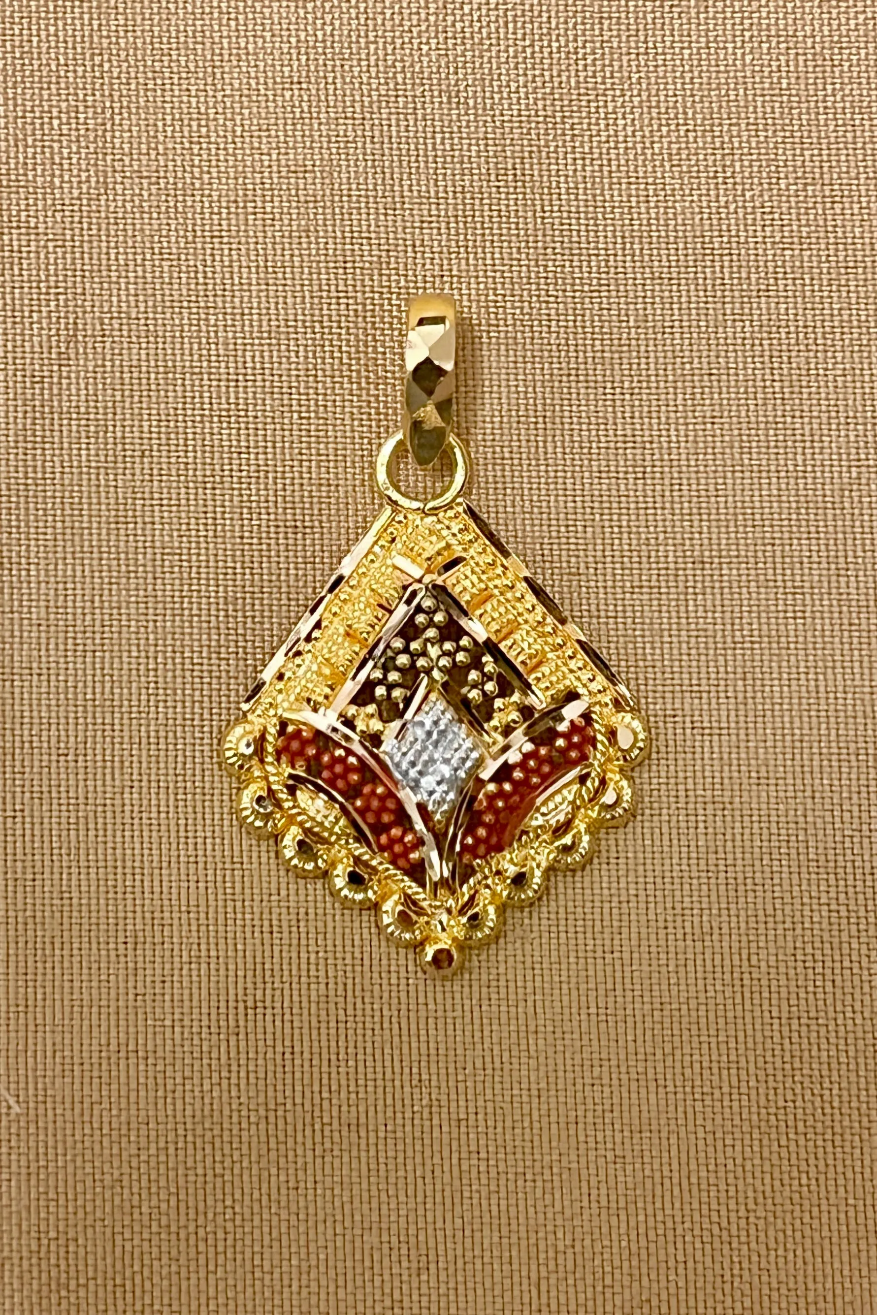 22 KT Gold Designer Multicolor Pendant Set (D119)