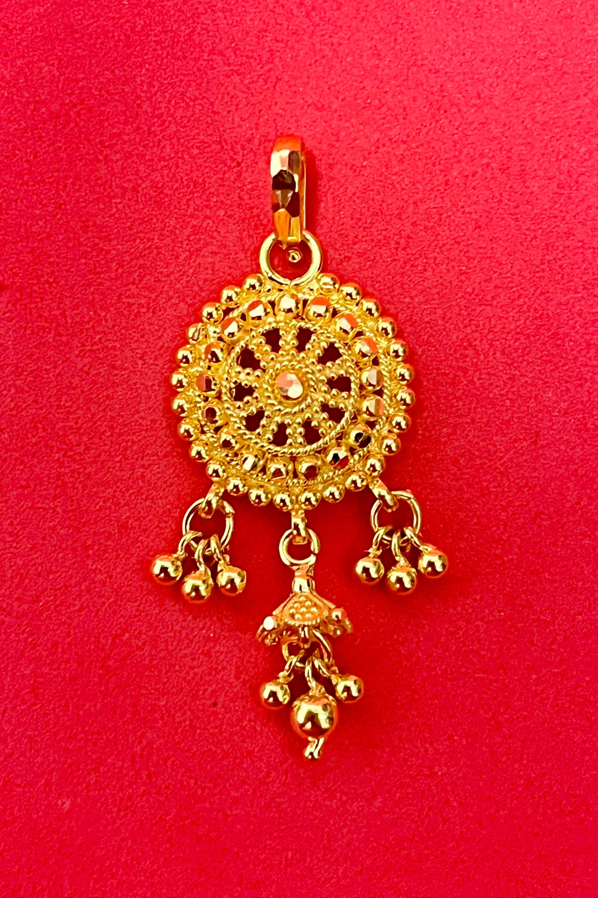 22 KT Gold Round Engraved Bells Pendant Set (D127)