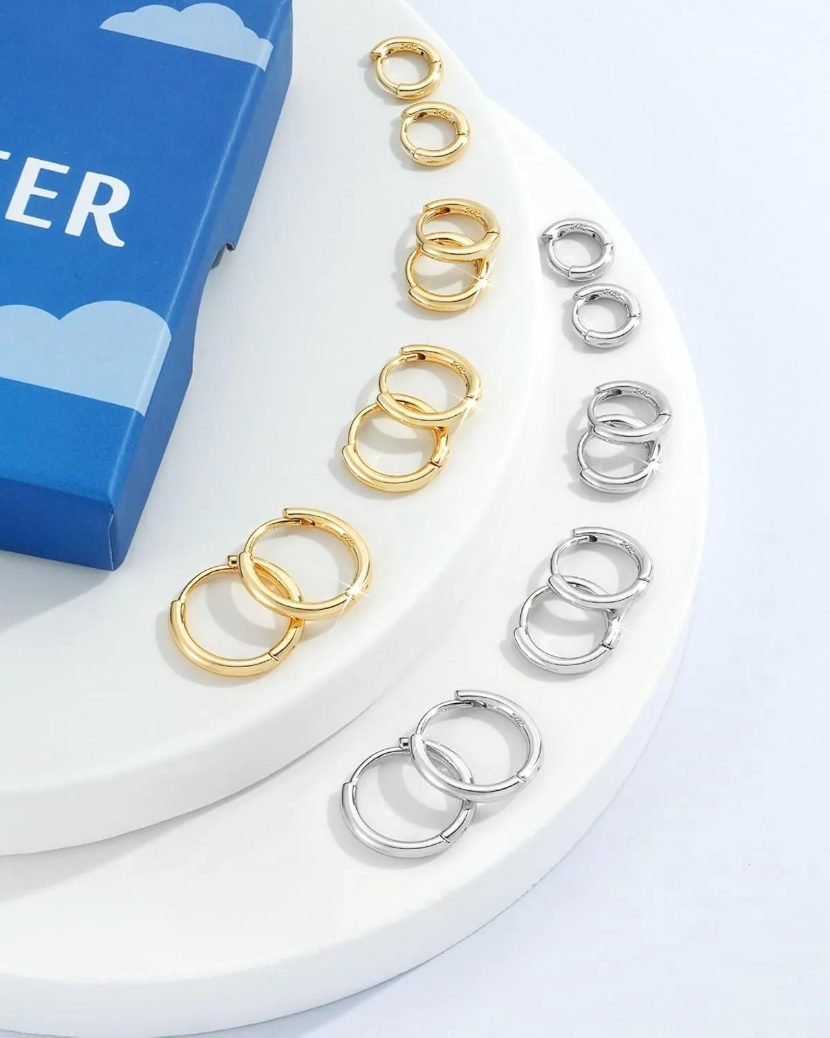 8 Pairs Gold Earrings Small Gold Hoop Earrings for Women,18K Real Gold Plated Gold Hoops Huggie Cartilage Earrings Piercings Jewelry Hypoallergenic Lightweight 6mm/8mm/10mm/12mm