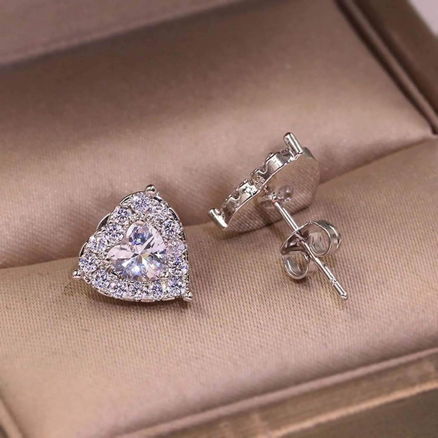 925 Sterling Silver Earrings for Women, Jewelry for Women Silver Jewelry, Women's Jewelry Flat Back Earrings, Cartilage Earrings for Women, Silver Stud Earrings Hypoallergenic, Sparkling.
