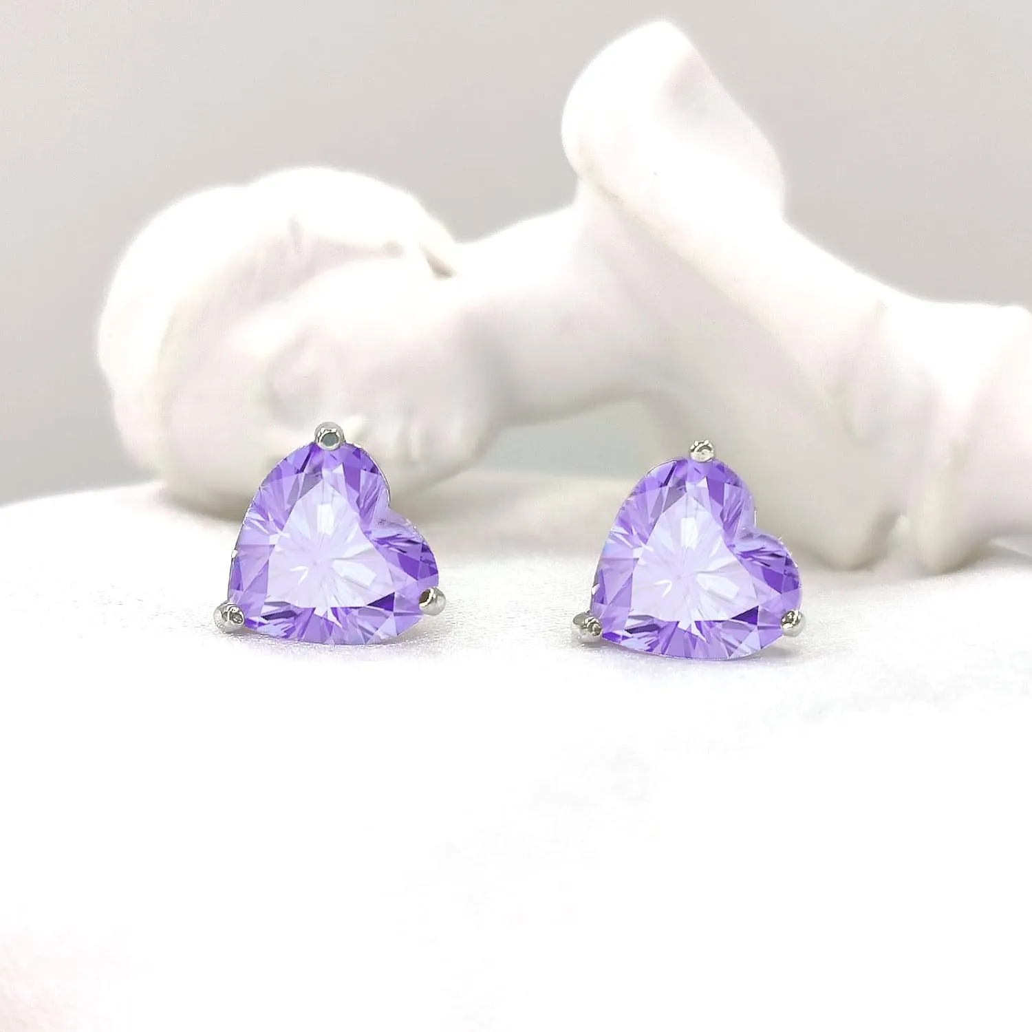 925 Sterling Silver Sparkling Heart Crystal Stud Earrings for Women Girls Hypoallergenic Love Cubic Zirconia Earrings for Sensitive Ears Valentines Birthday Christmas's Day Jewelry Gift (Light purple)