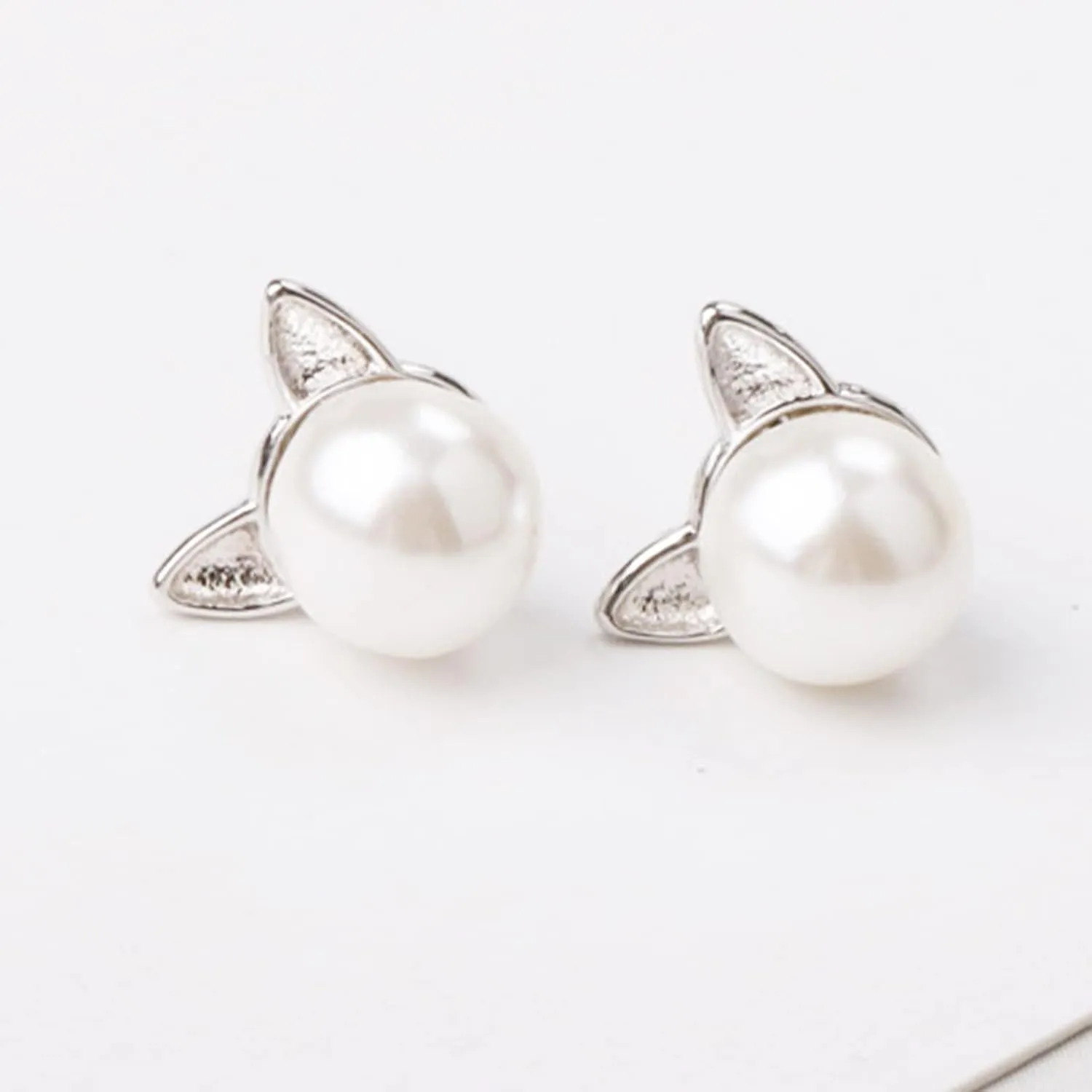 BG&WLing Cat Stud Earrings Sterling Silver Hypoallergenic Tiny Stud Earrings Cute Animal Earring Studs for Women