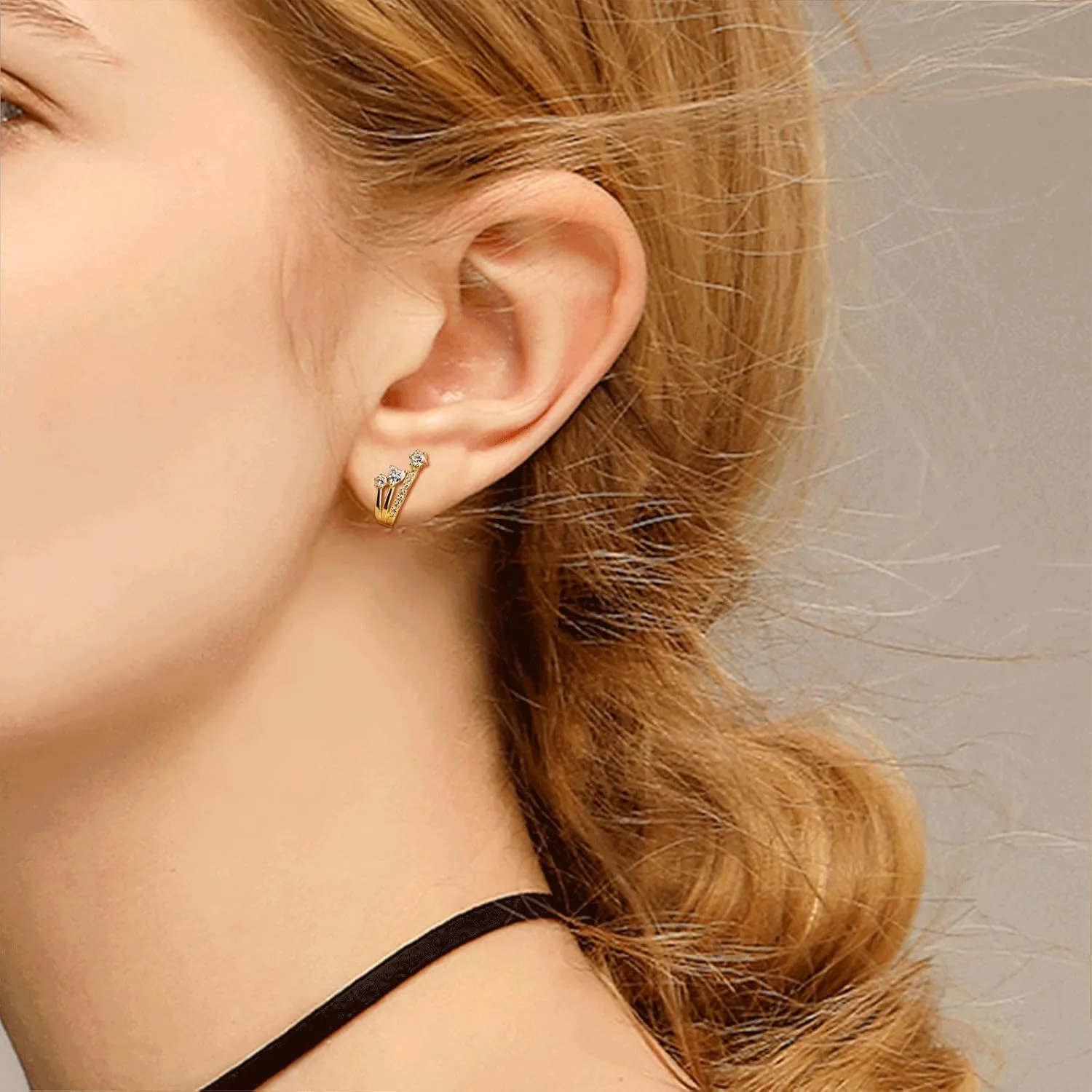 Claw Earrings for Women 925 Sterling Silver Cubic Zirconia Cuff Earrings Piercings Minimalist Claw Huggie Studs