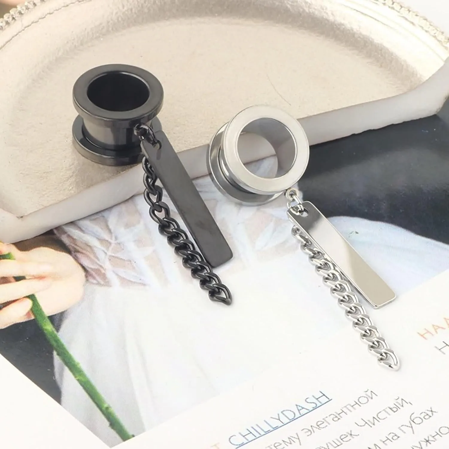 Epinki Stainless Steel Tunnels for Ears, 1 Pair Women and Men Ear Gauges Round with Chain and Rectangle Pendant