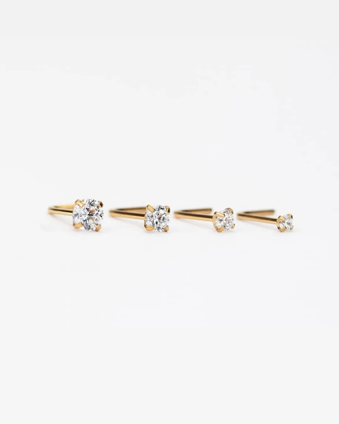 FANSING 4 Pieces Different Sizes 316L Surgical Steel Nose Studs L Shaped