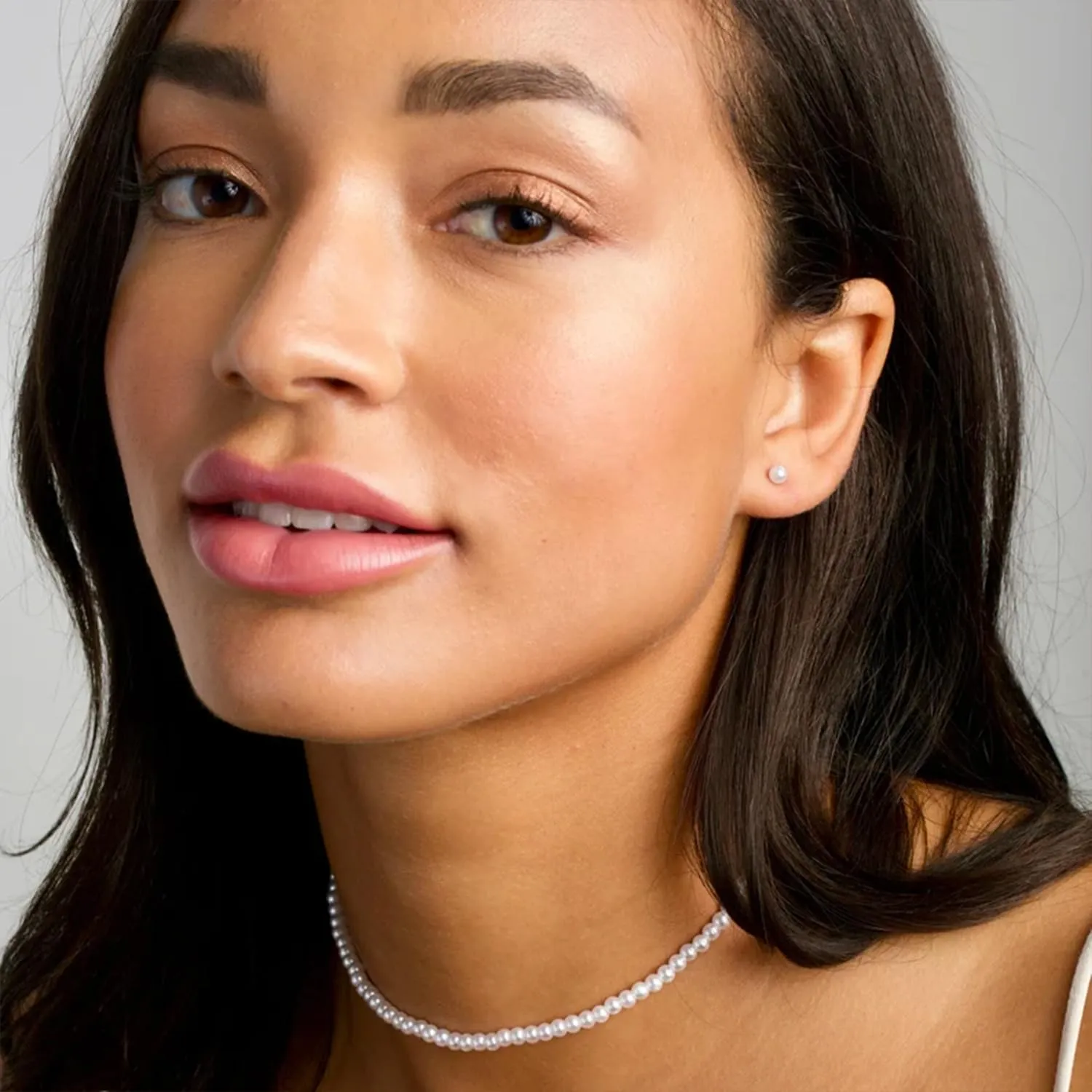 Flat Back Pearl Stud Earrings for Women Girls Stainless Steel Small Pearl Cartilage Earrings Hypoallergenic Pearl Screw Back Earrings for Sensitive Skin Helix Piercing Jewelry (5mm, Silver)
