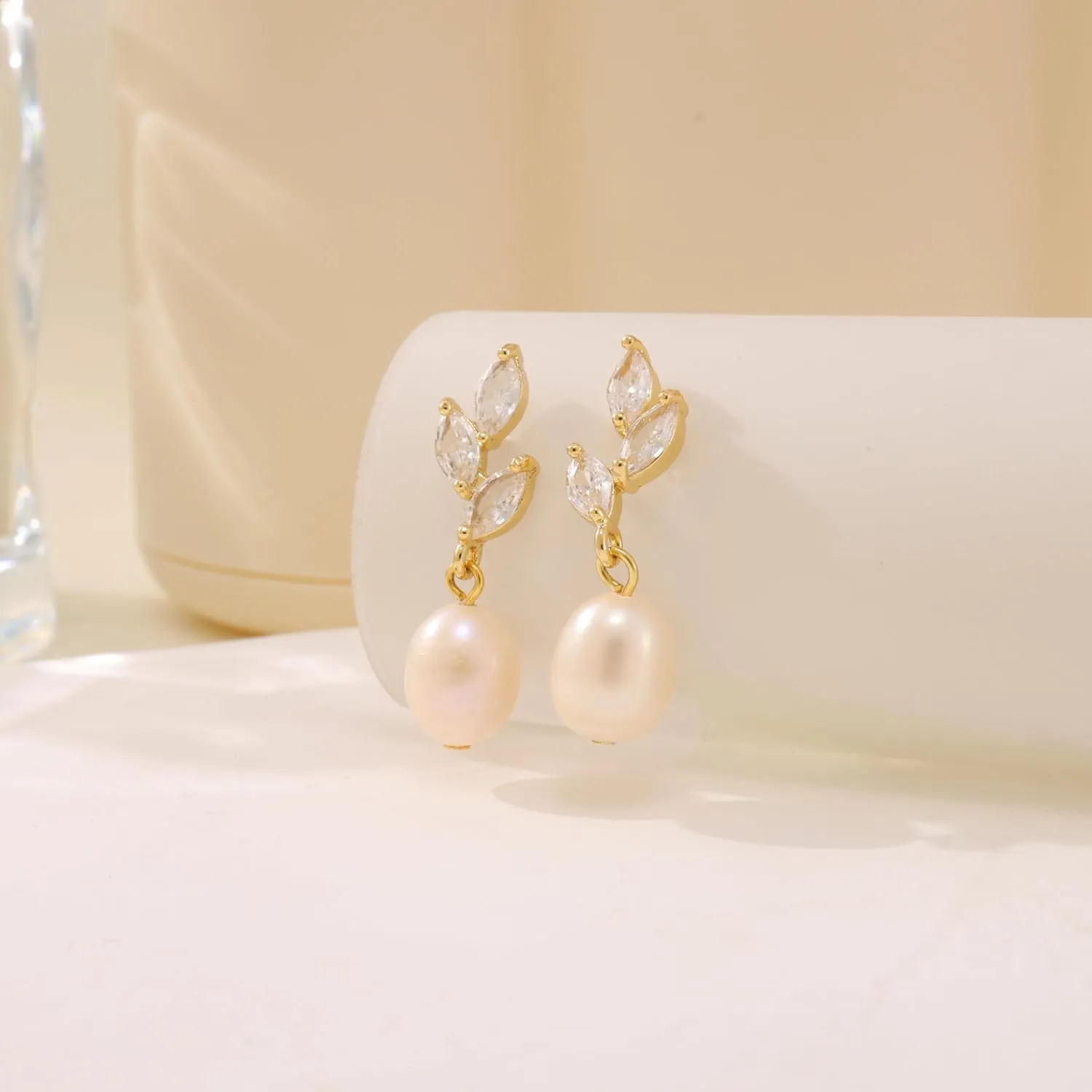Gold Earrings for Women,14k Gold Plated Pearl Drop Earring Dainty Gold Bridal Prom Earrings Small Cute Stud Earring Wedding Dangle Earrings for Women Trendy Prom Bride Jewelry Gifts