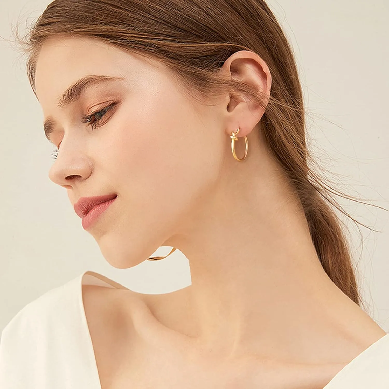 Gold Hoop Earrings for Women 18K Gold Plated Knot Hoop Earrings Statement Lightweight Thick Trendy Small Gold Open Hoops Fashion Jewelry