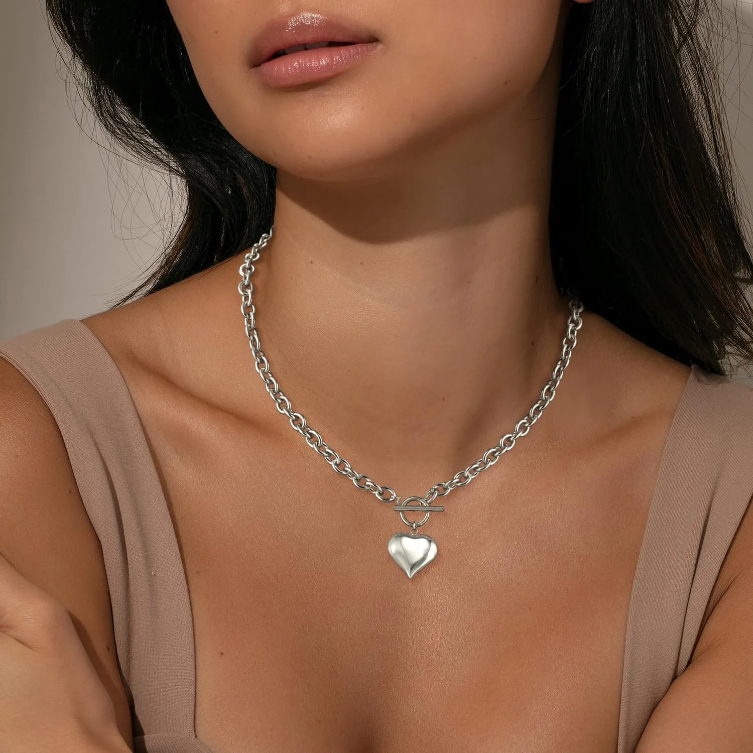 Heart Necklace for Women, Chunky Gold Necklace Trendy 14k Gold/Silver Plated Pendant Charm Toggle Clasp Gold Necklace Statement Thick Chain Link Necklace Gold Jewelry for Women