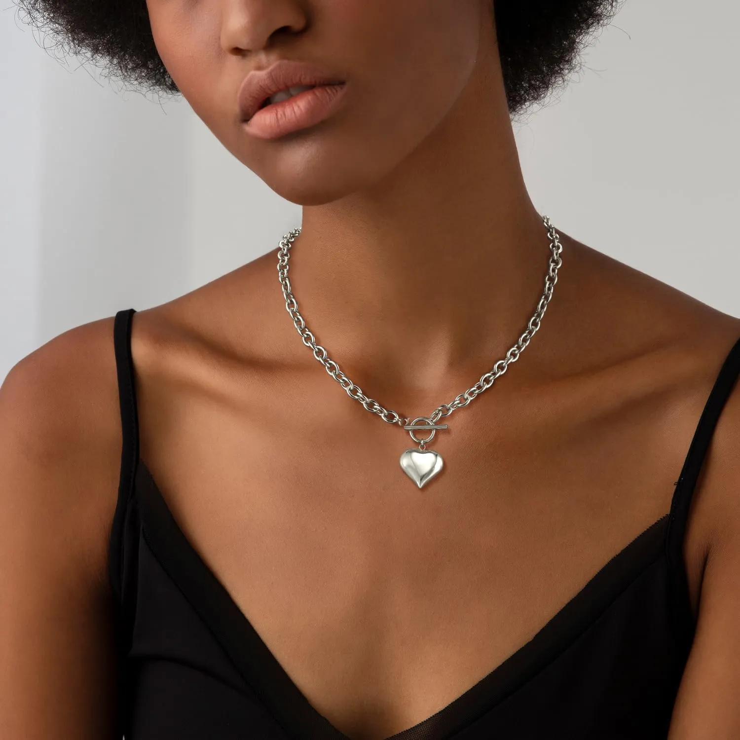 Heart Necklace for Women, Chunky Gold Necklace Trendy 14k Gold/Silver Plated Pendant Charm Toggle Clasp Gold Necklace Statement Thick Chain Link Necklace Gold Jewelry for Women