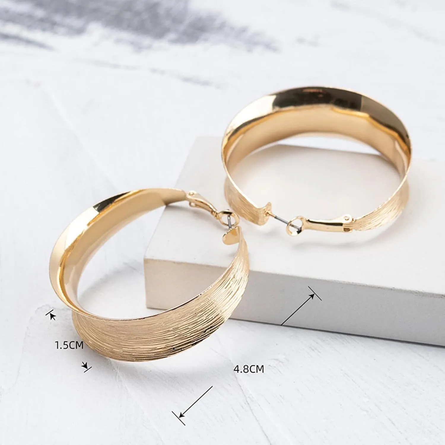 Hoop Earrings for Women Wide Hoop Earrings Large Big Flat Huggie Hoops Earrings Trendy Chunky Hoops Earrings Statement Earrings Jewelry for Women