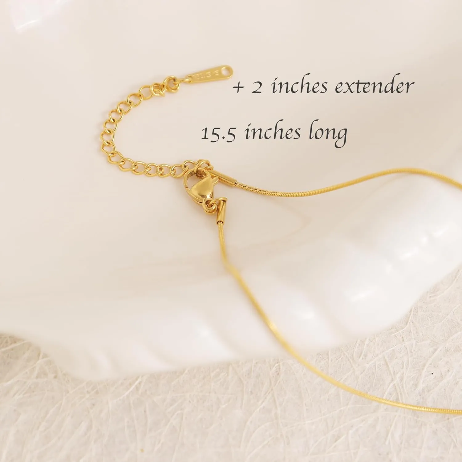Jean Beau Dainty Gold Shell Pearl Pendant Necklaces for Women, Cute Seashell Chain Choker Necklace Summer Beach Prom Jewelry Gift