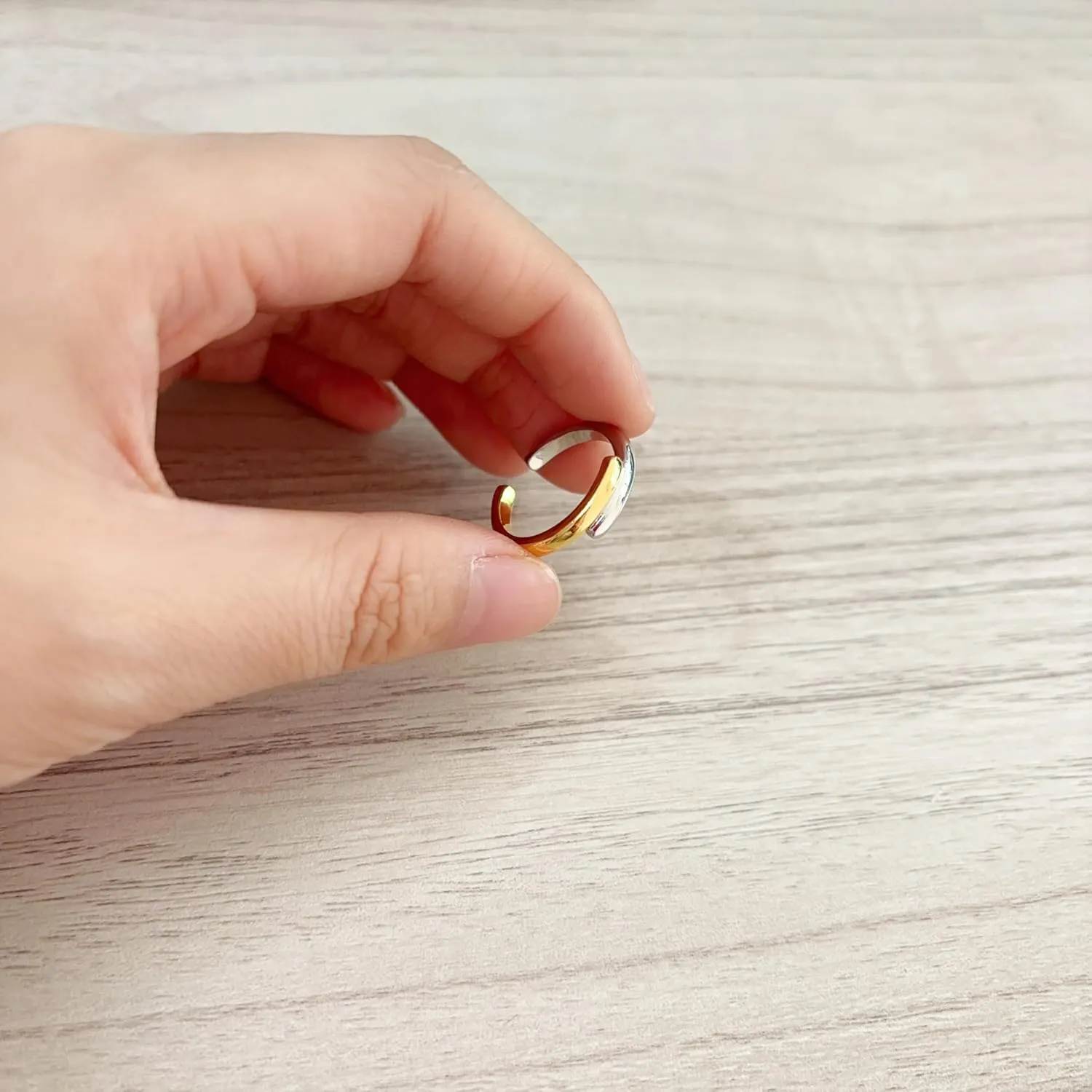Mixed Metal Ring for Women Two Tone Dome Rings Adjustable Open Rings Gold And Silver Ring Irregular Knuckle Rings Gold Rings That Don't Tarnish Simple Wrap Ring Charm Finger Ring Trendy Jewelry
