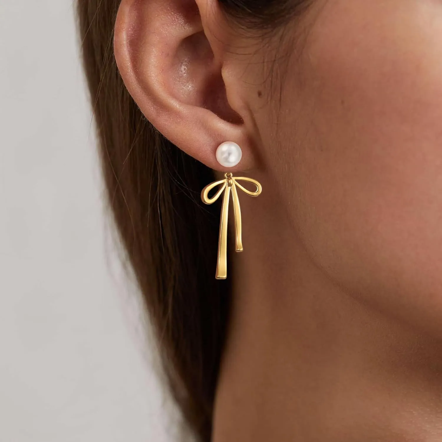 Pearl Earrings for Women Gold Hoop Earrings for Women Trendy 14K Gold Plated/Silver Bow Pearl Huggie Earring Hoops Twist Rope Bow Stud Pearl Dangle Cubic Zirconia Earrings Jewelry Gifts for Women