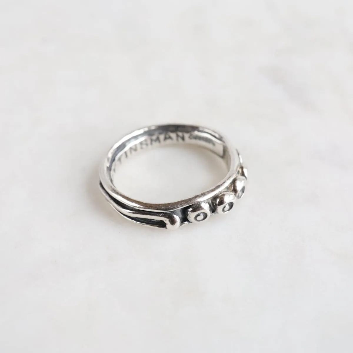 Pebbles Single Vine Band Ring