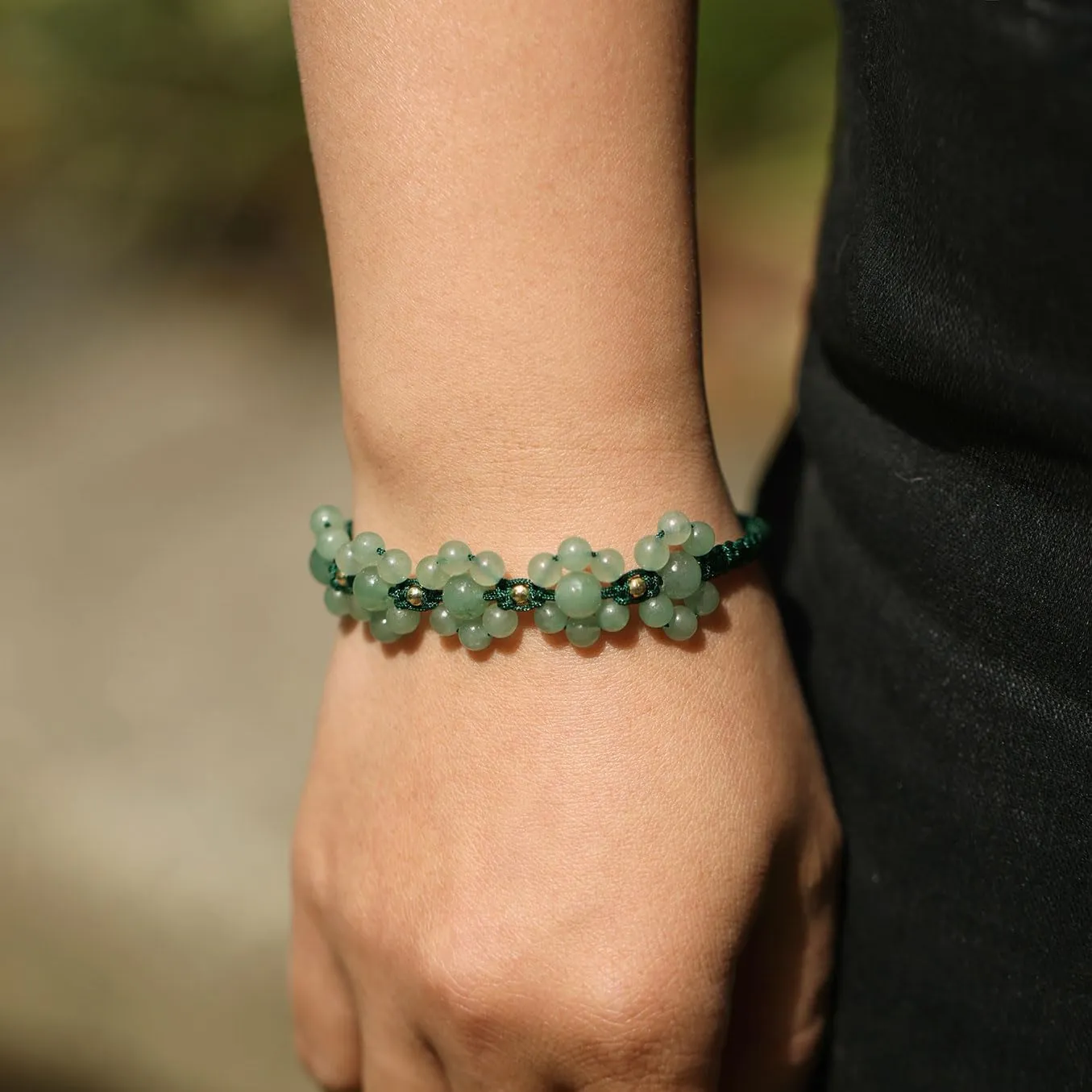 Real Agate Beaded Bracelets Handmade Flower Shape Woven Crystals and Gemstone Energy Friendship Bracelet for Women Jewelry Gifts