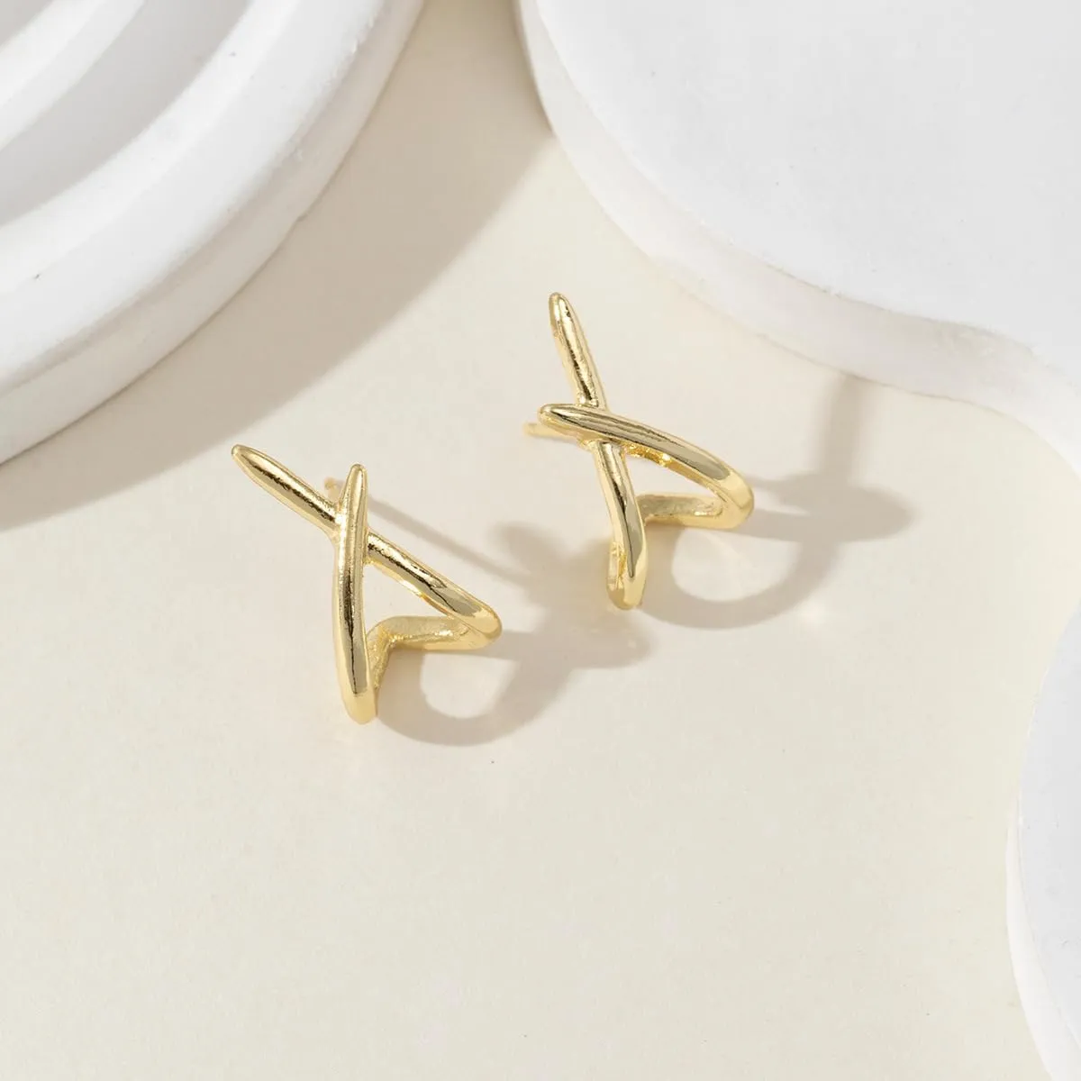 Shining Star Gold Silver Plated Gold Star Trendy Stud Earrings for Women - Hypoallergenic Small Post Pierced Studs Earrings Stylish Jewelry Gifts, Unique Design, Perfect Choice Jewelry Gift