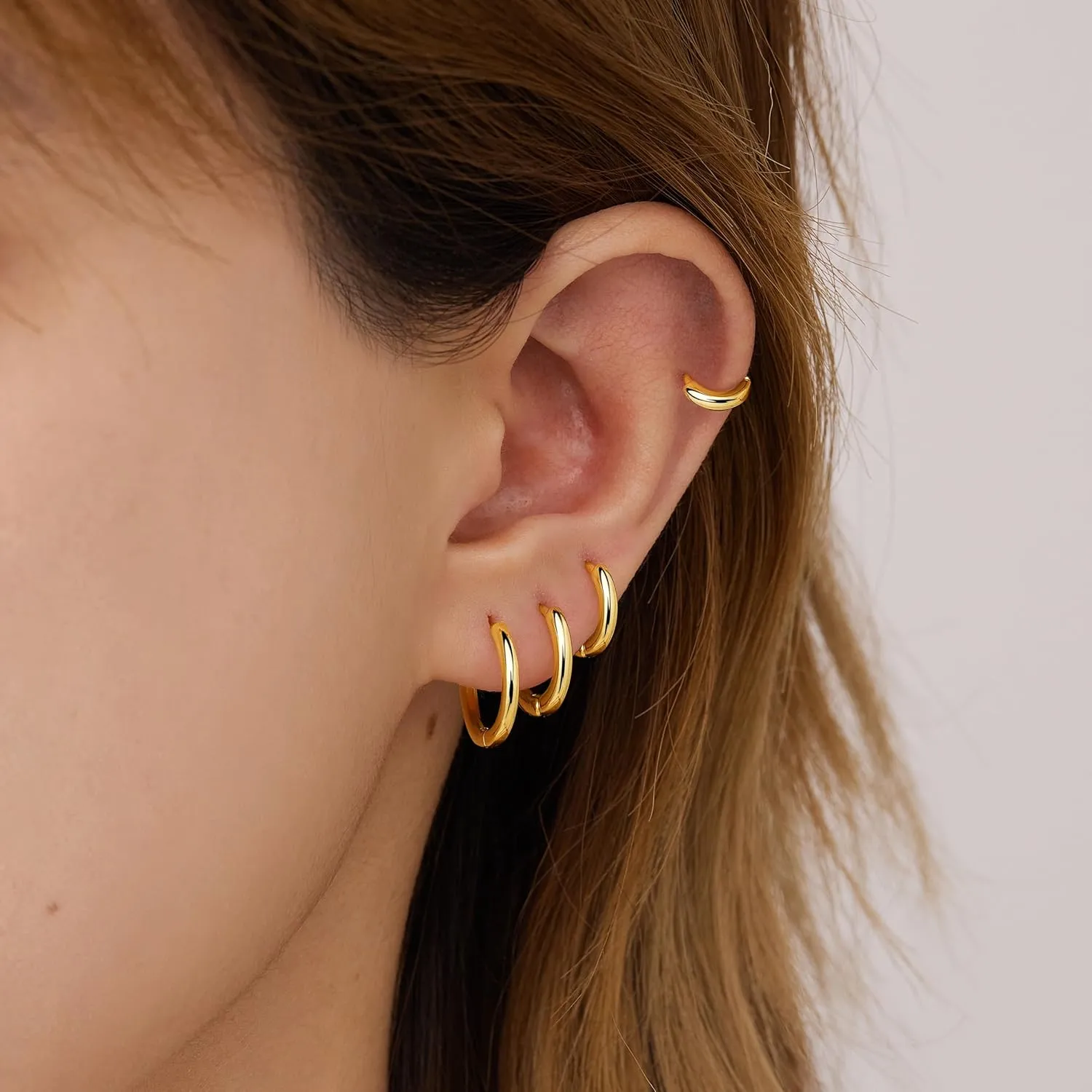 Small Gold Huggie Hoop Earrings Set for Women 14K Real Gold Plated Hypoallergenic Lightweight Earrings for Sensitive Ears Everyday Earrings Sets for Multiple Piercing Cartilage Hoop Earrings Stack Jewelry