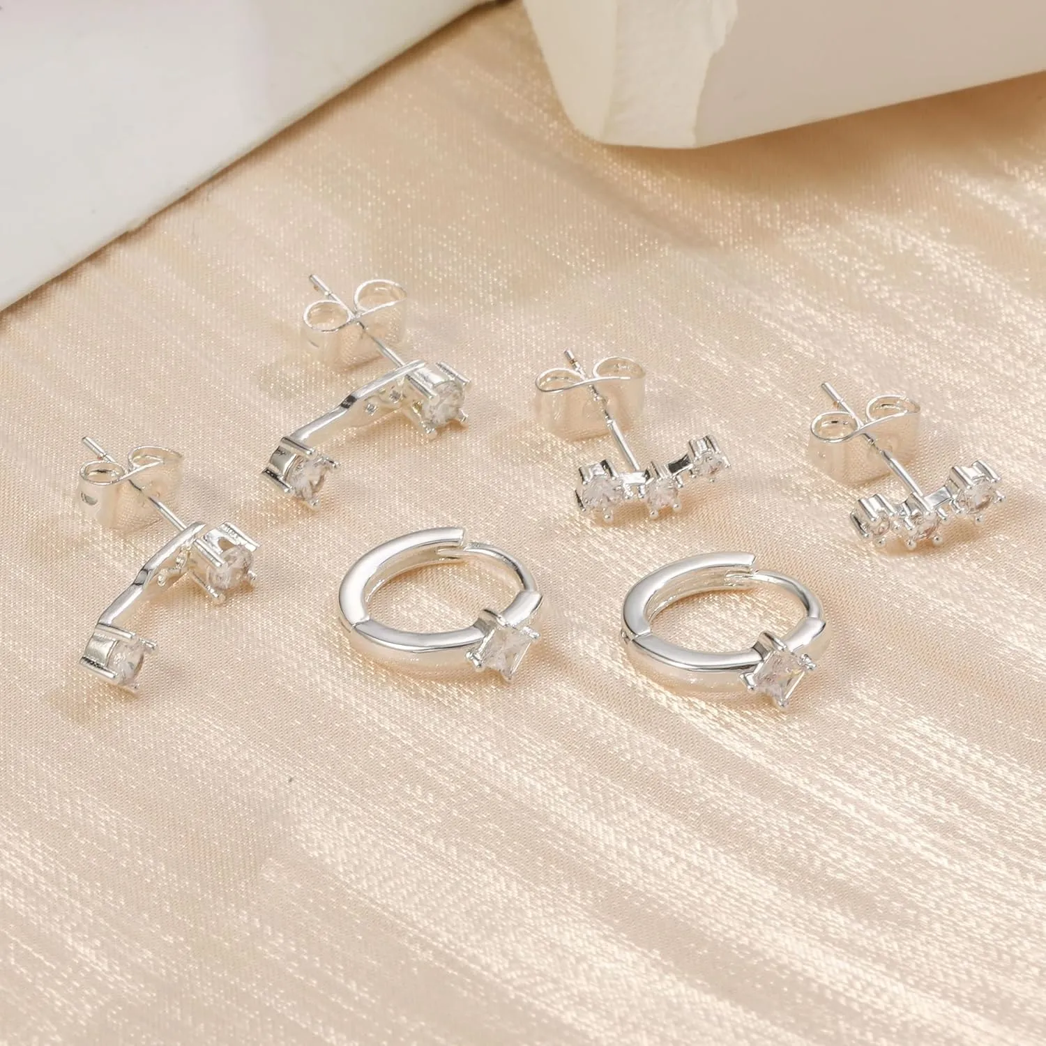 WFYOU Gold Hoop Earrings for Women Trendy 925 Sterling Silver Stud Earrings Set Hypoallergenic 14k Gold Earrings for Women Earring Stacks Dainty Huggie Small Hoop Cartilage Earrings for Women Jewelry