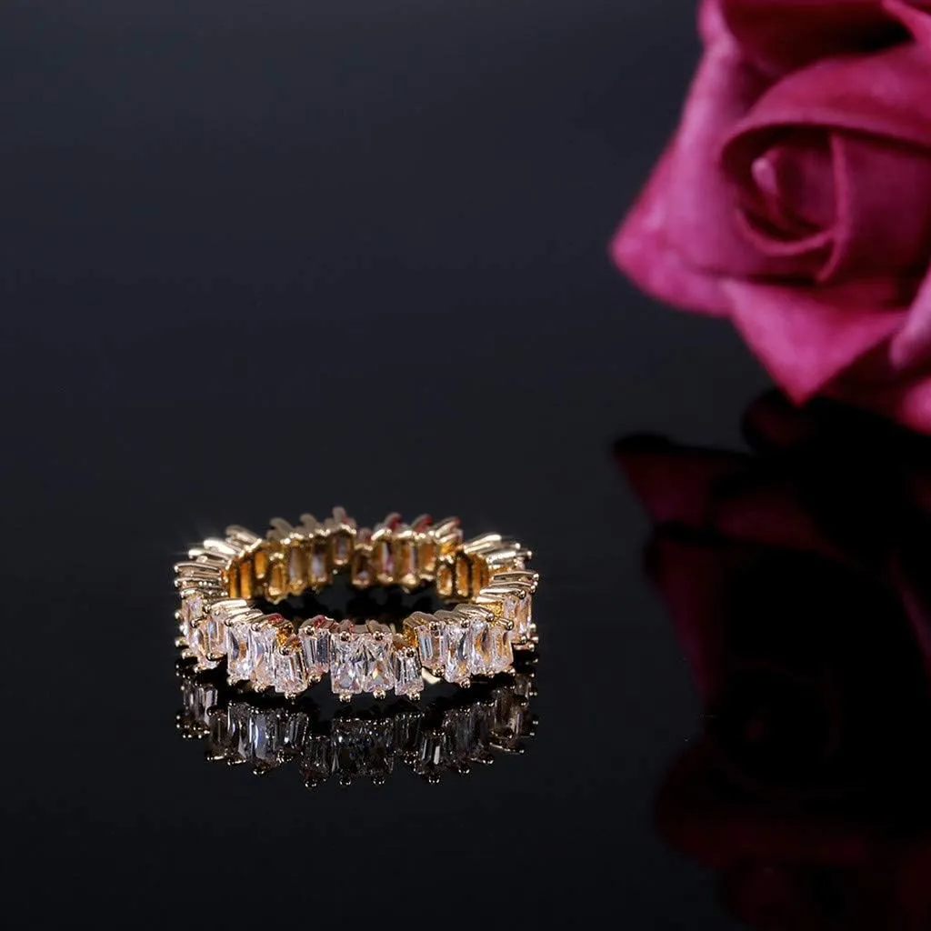 Womens Luxury Rings, Retro Simple Metal Irregular Vertical Bar Zircon Couple Ring Jewelry Gift for Girlfriend Mother